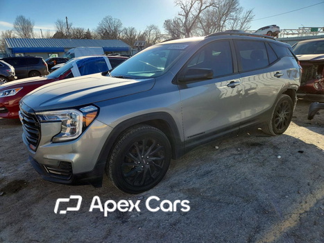 GMC Terrain 2023 - Image 1 of 13