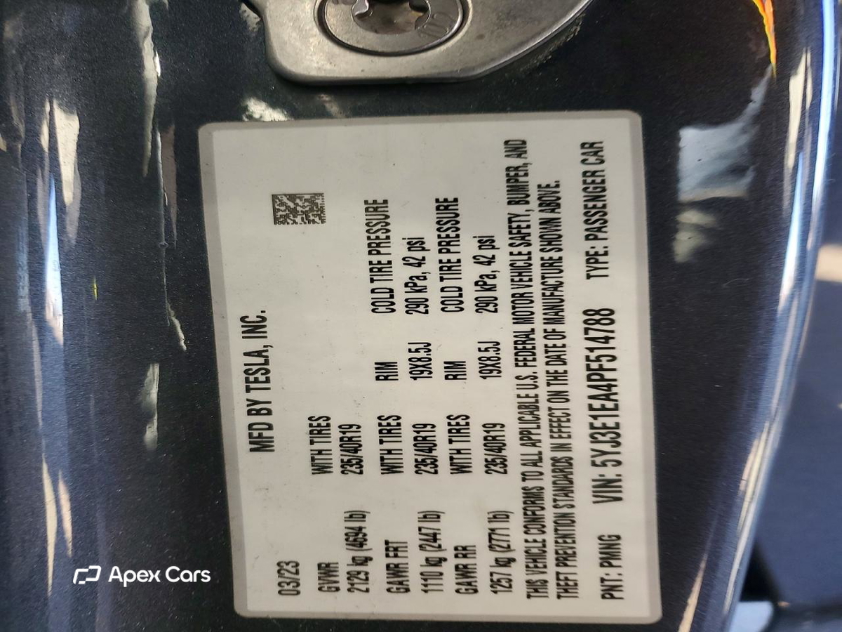 Tesla Model 3 2023