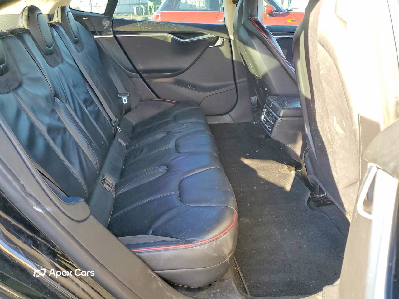 Tesla Model S 2012