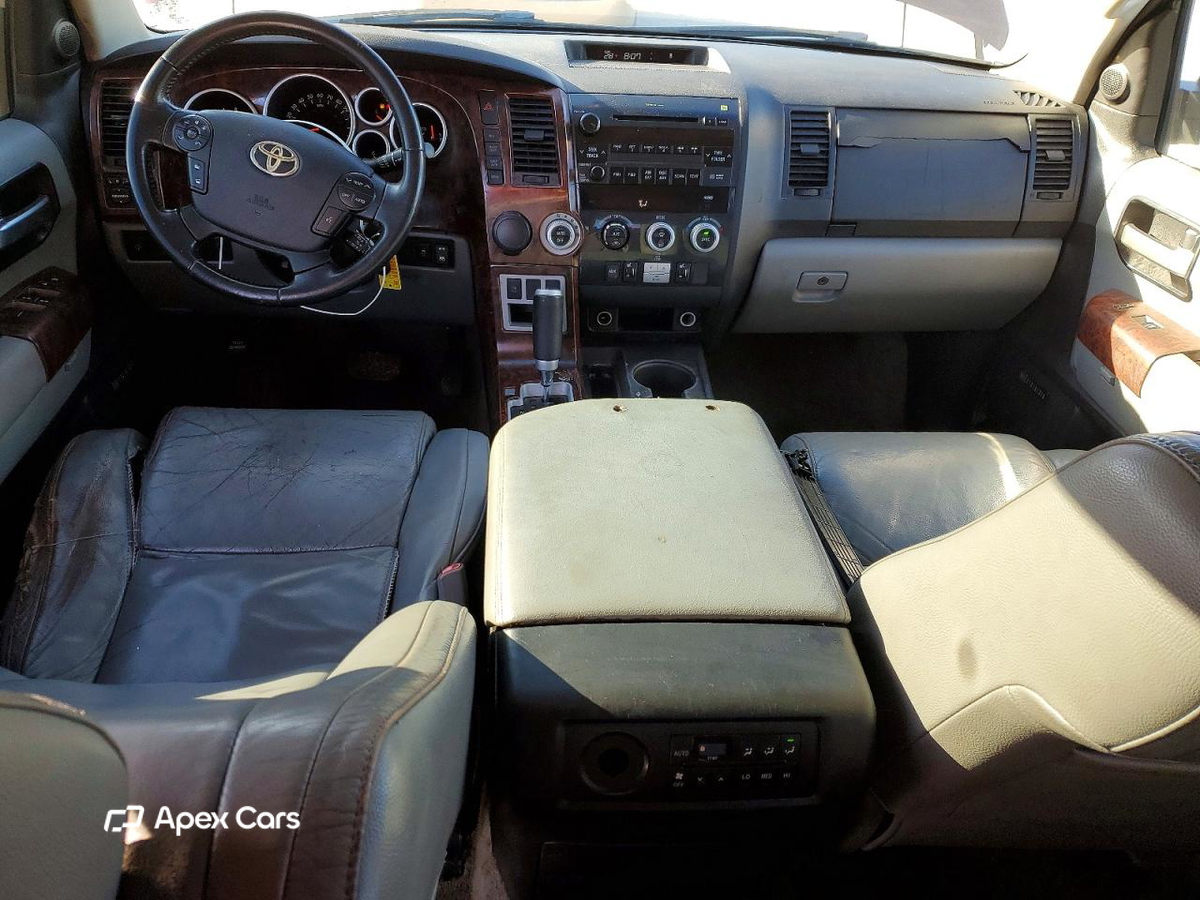 Toyota Sequoia 2008