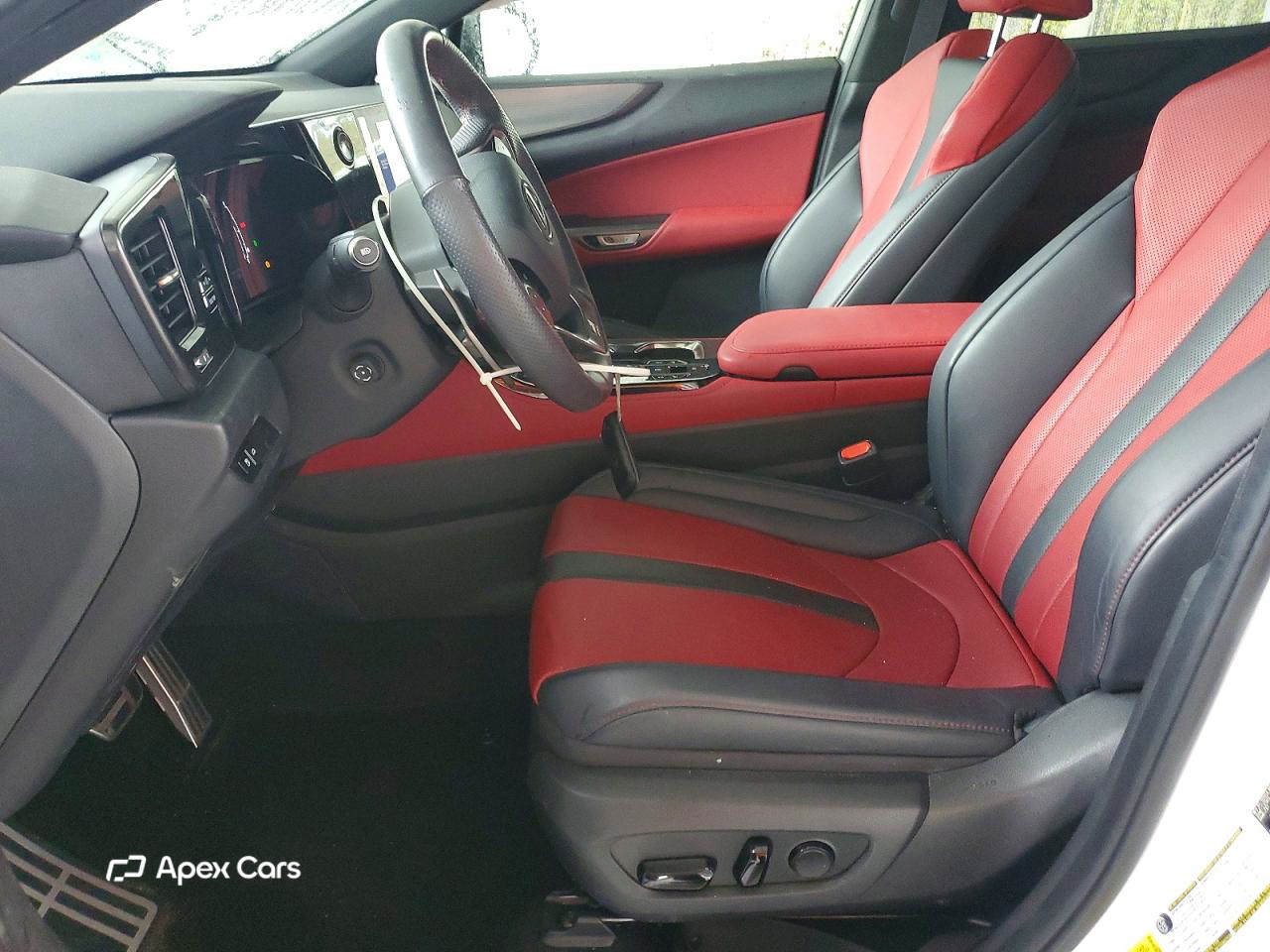 Lexus NX 2024