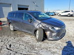 Chrysler Pacifica 2017