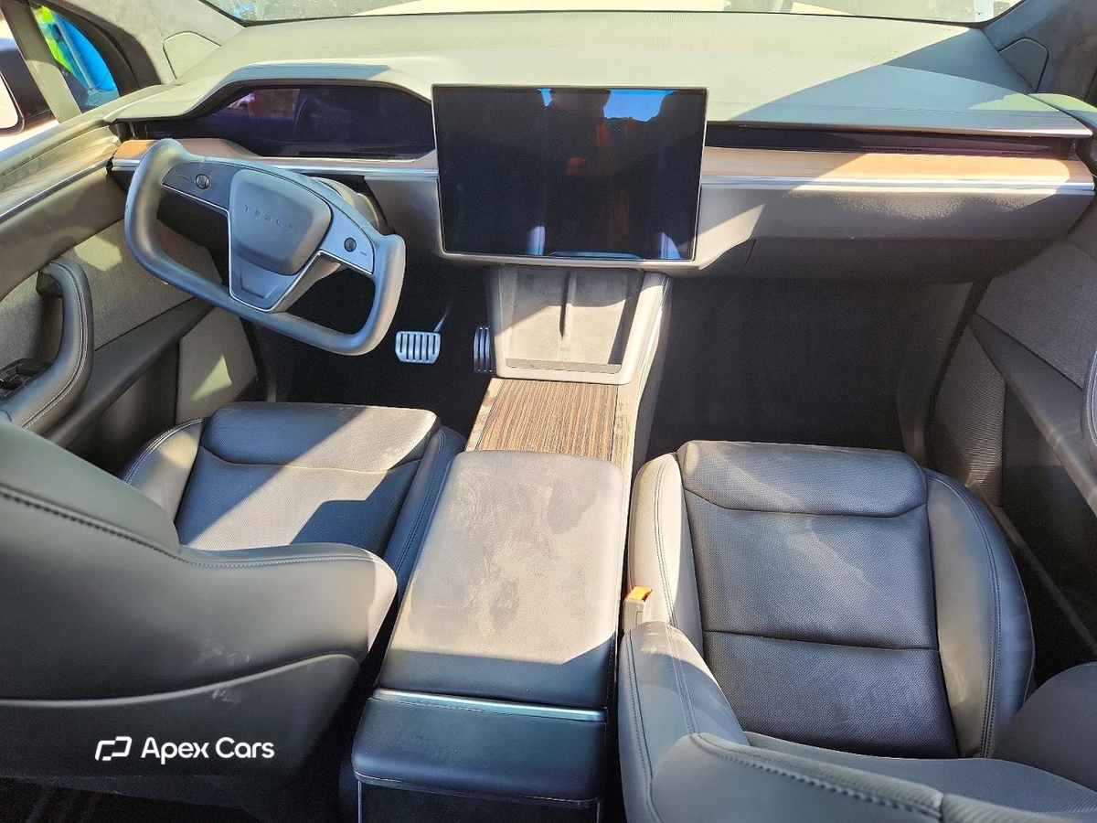 Tesla Model X 2022