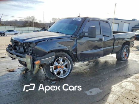 Chevrolet Silverado 2003 - Image 1 of 13