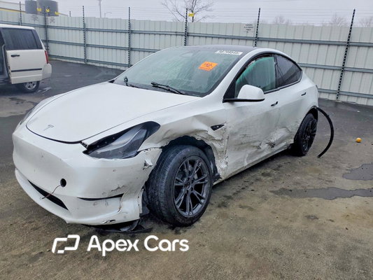 Tesla Model Y 2024 - Zdjęcie 1 z 13