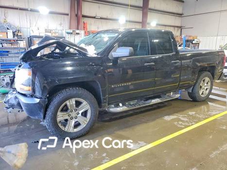 Chevrolet Silverado 2017 - Image 1 of 13