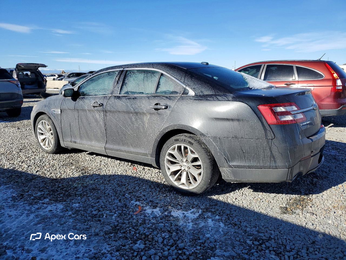 Ford Taurus 2019