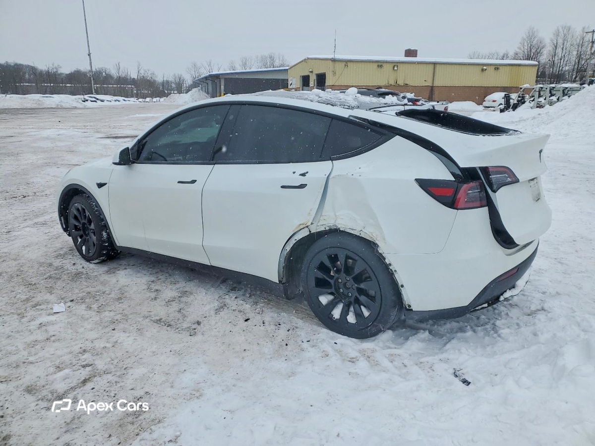 Tesla Model Y 2023