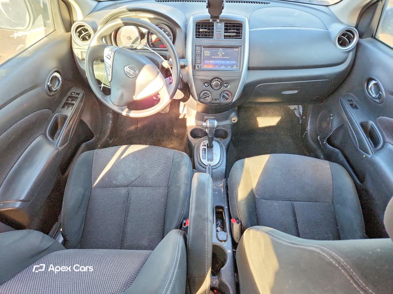 Versa 2019