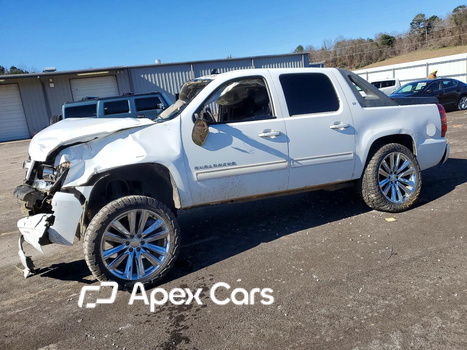Chevrolet Avalanche 2010 - Image 1 of 13