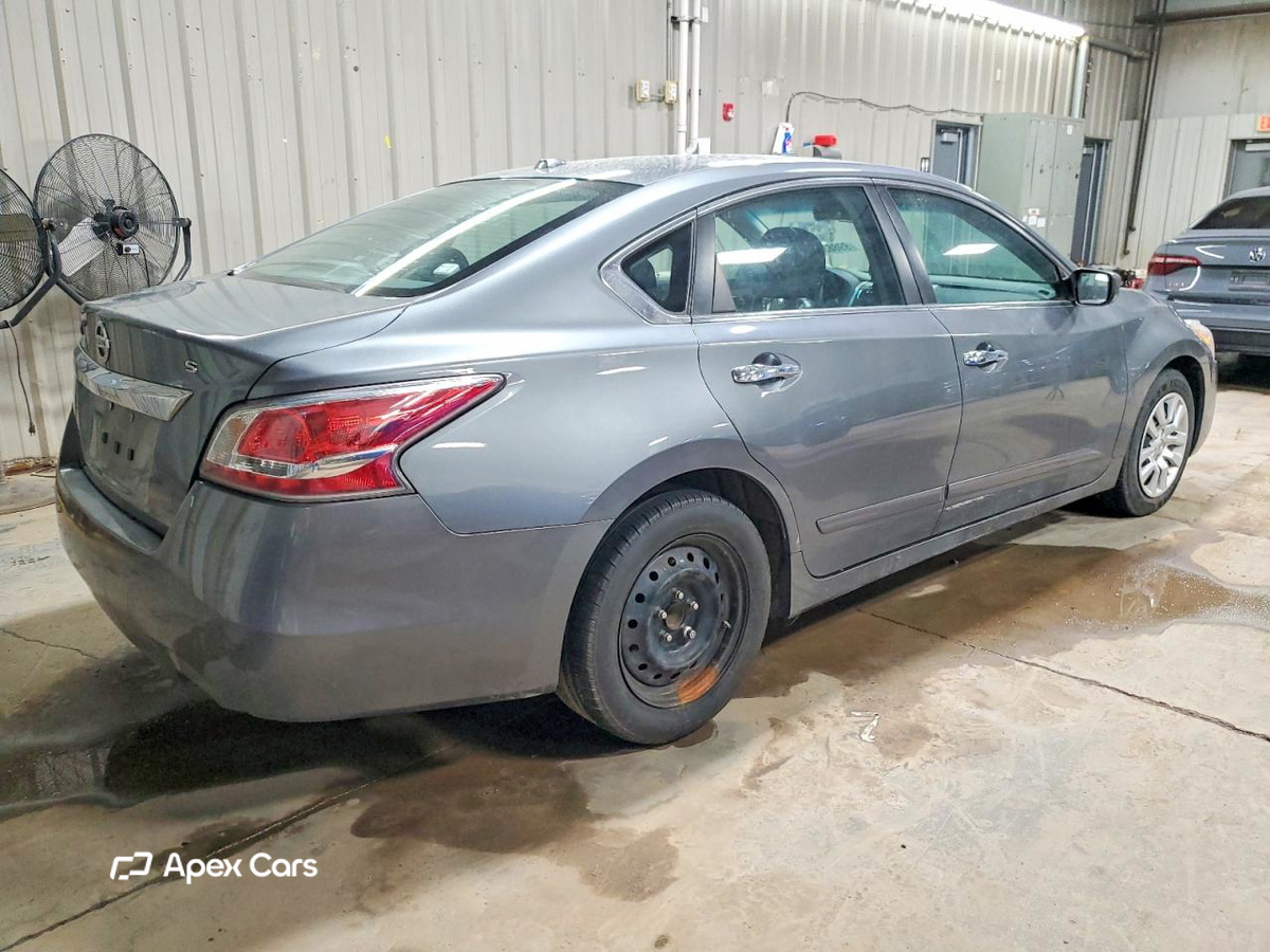 Nissan Altima 2015