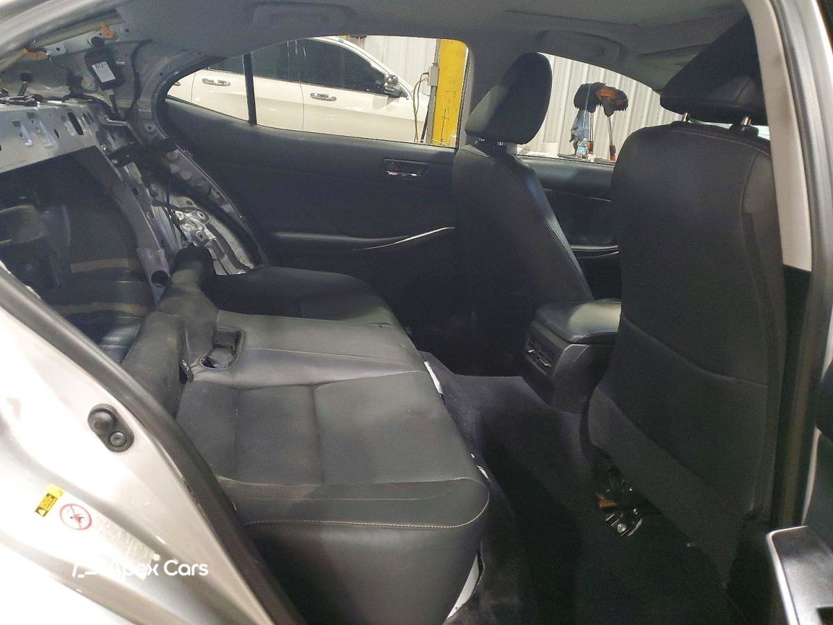 Lexus IS 2014
