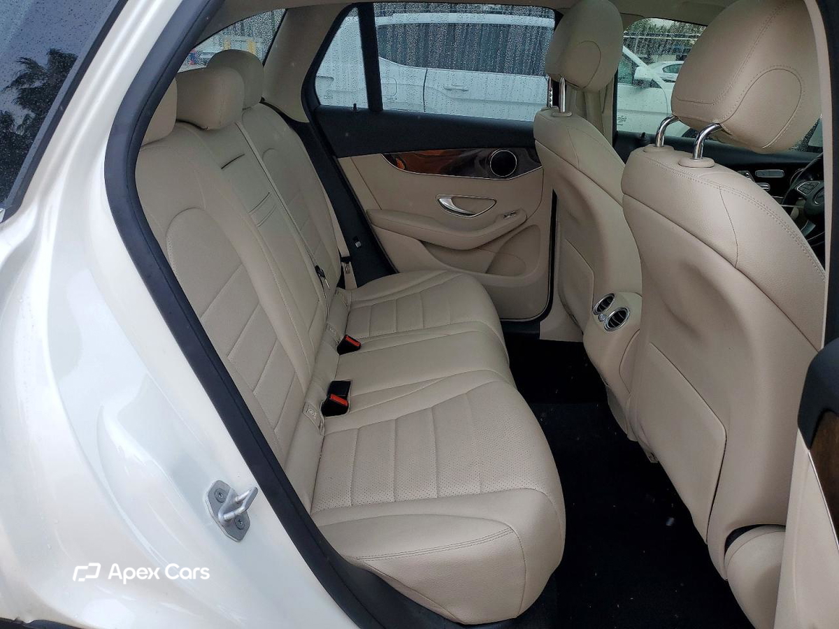 Mercedes-Benz GLC 2016
