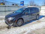 Chrysler Pacifica 2017