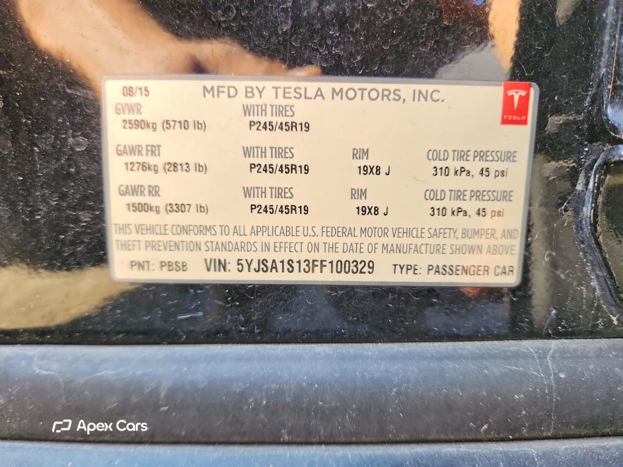 Tesla Model S 2015