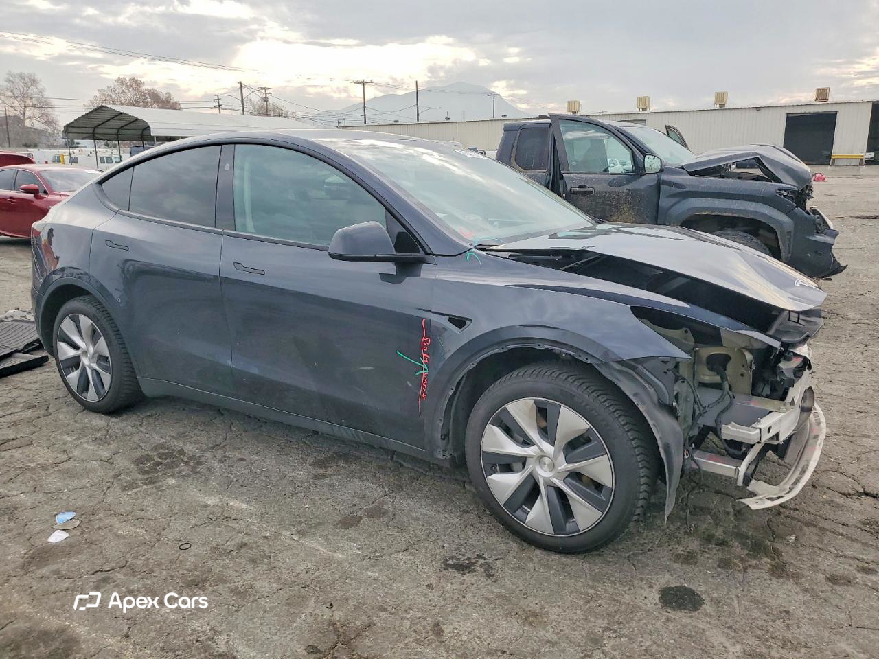 Tesla Model Y 2024