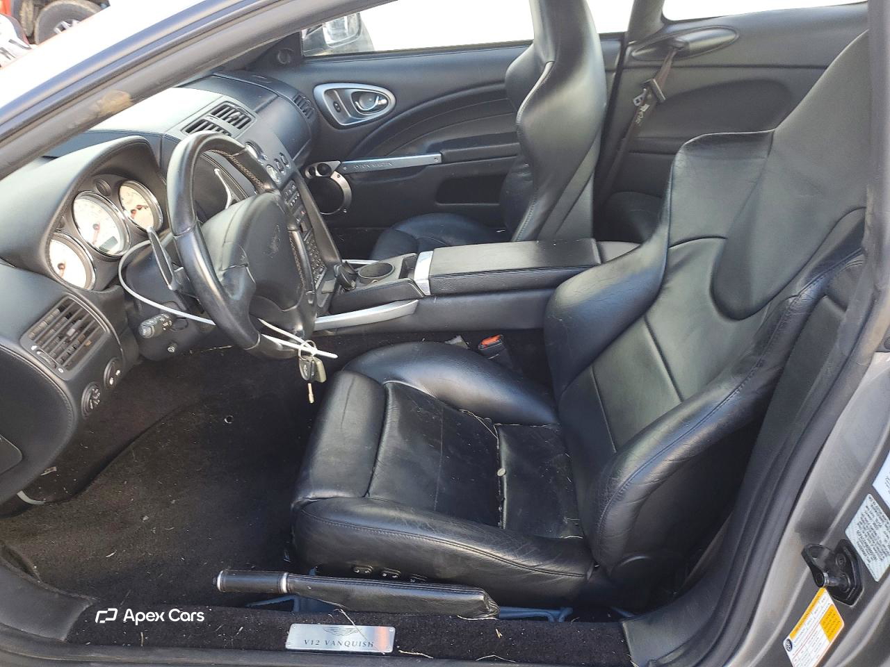 Aston Martin V12 Vanquish 2005
