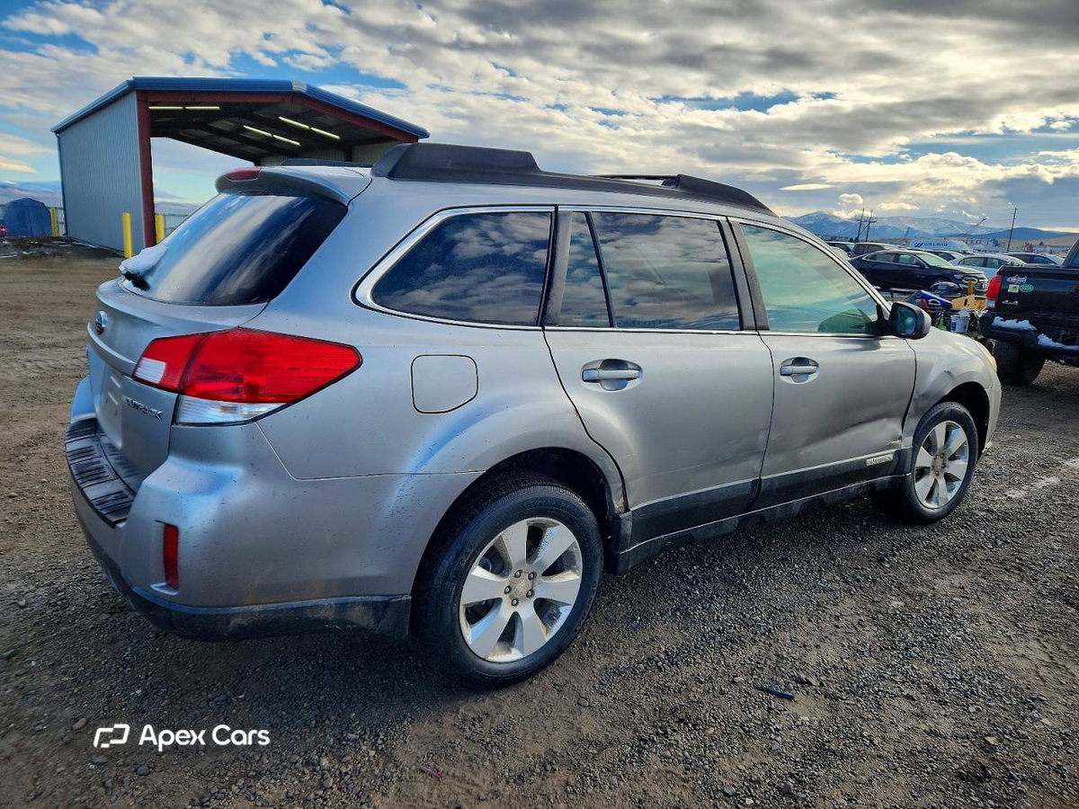 Subaru Outback 2011