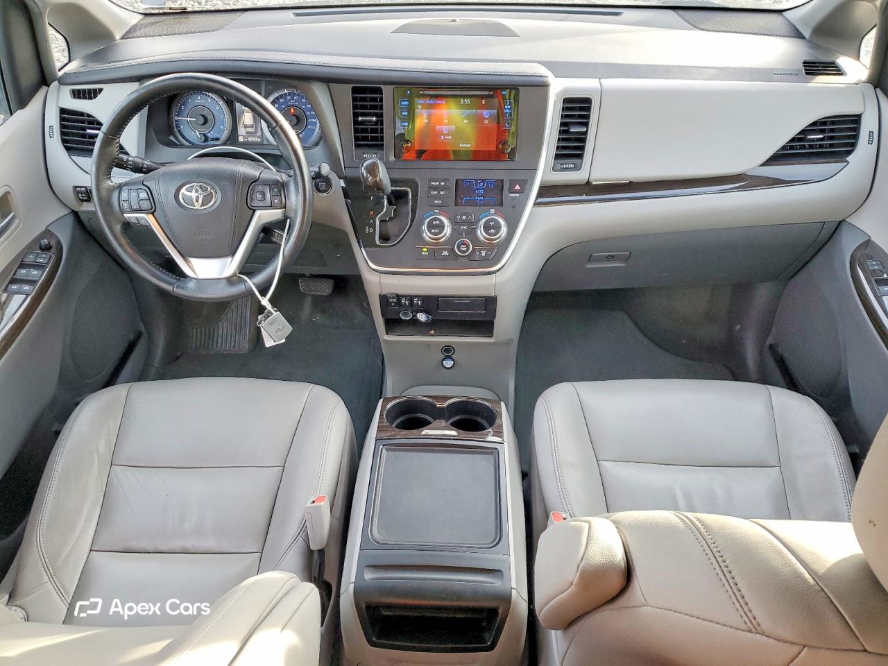 Toyota Sienna 2015