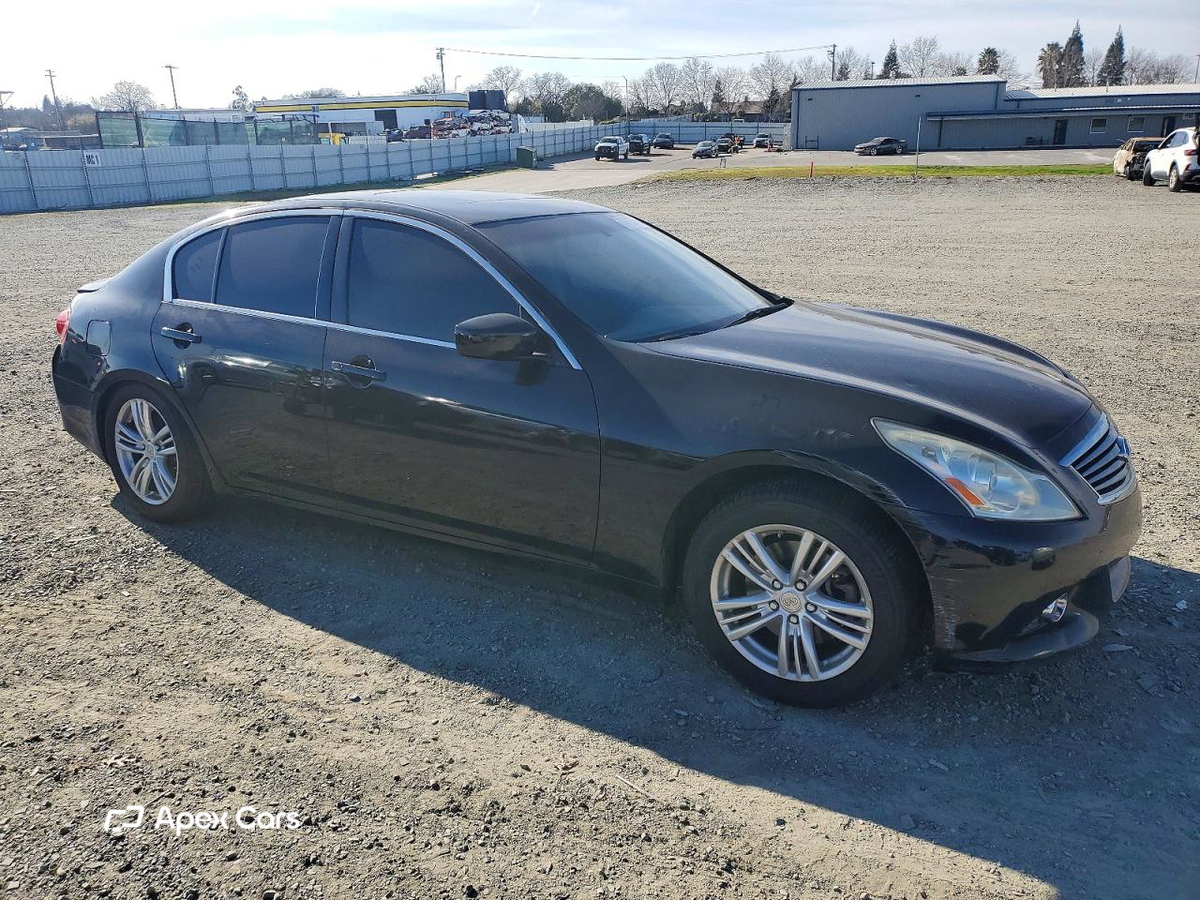 Infiniti G 2012