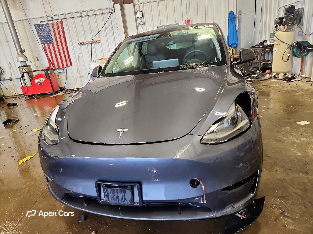 Tesla Model Y 2023