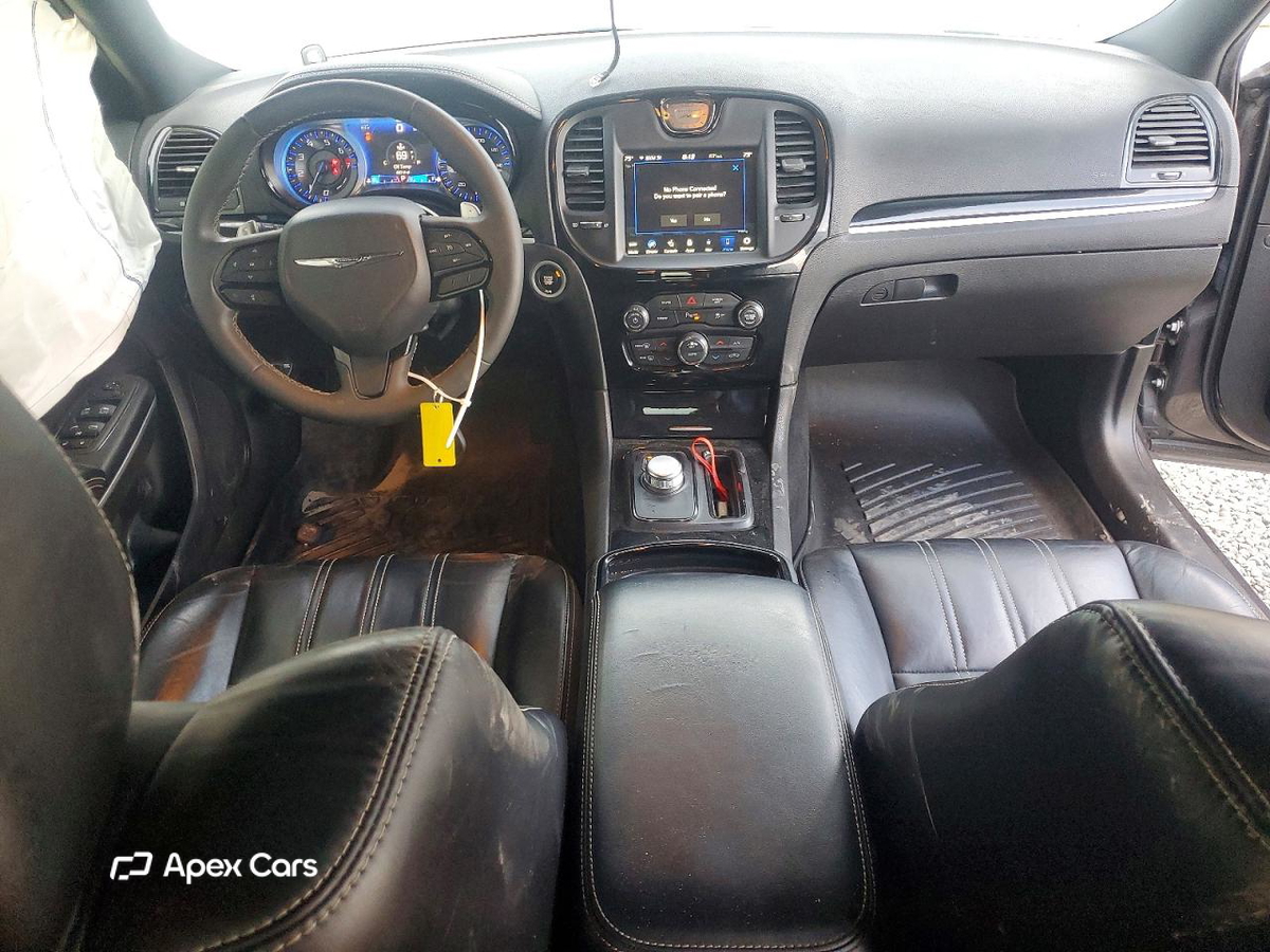 Chrysler 300 2023