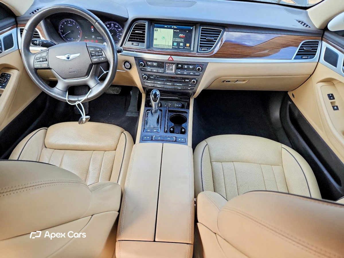 Hyundai Genesis 2015