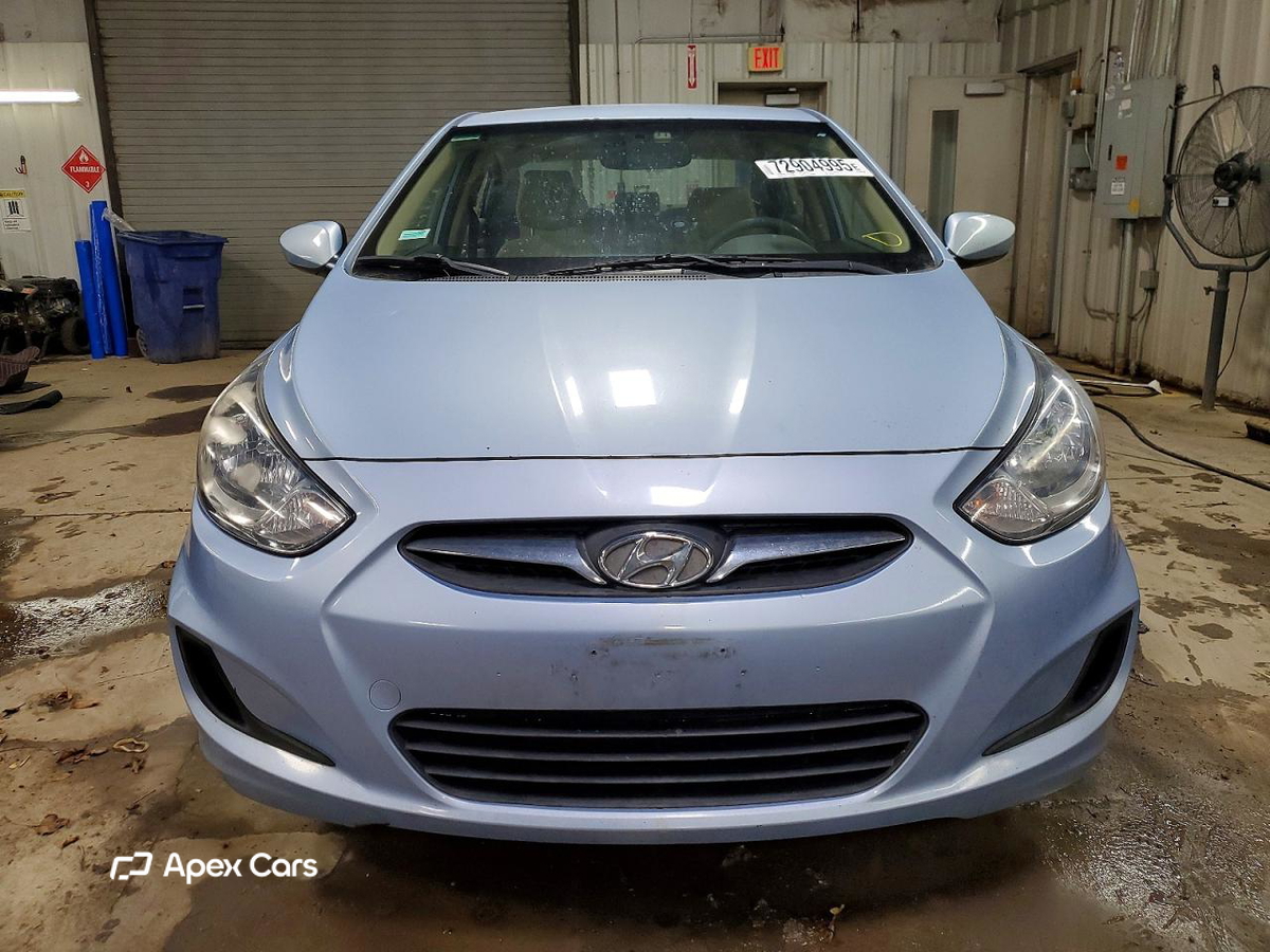 Hyundai Accent 2013