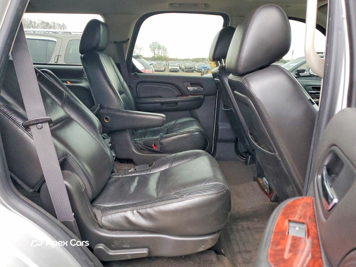 Cadillac Escalade 2011