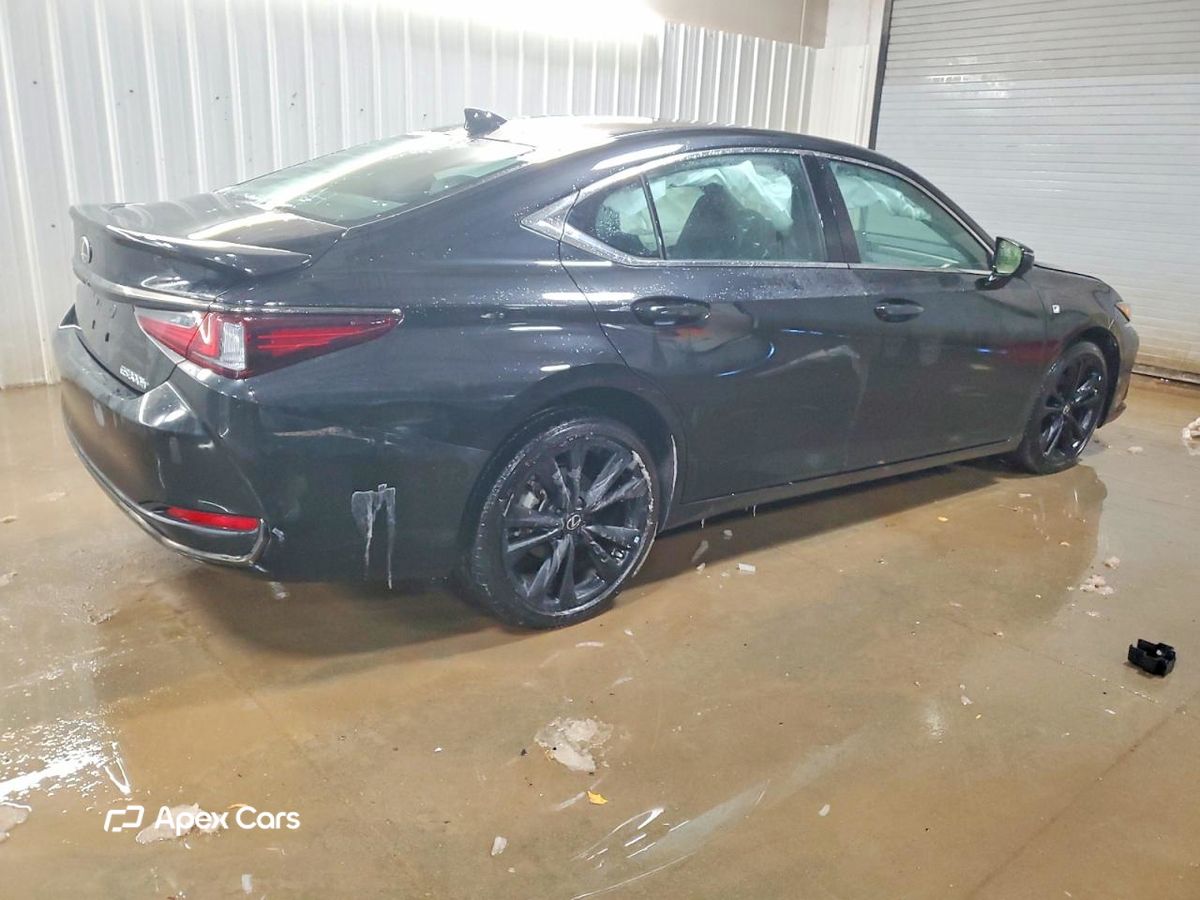 Lexus ES 2024
