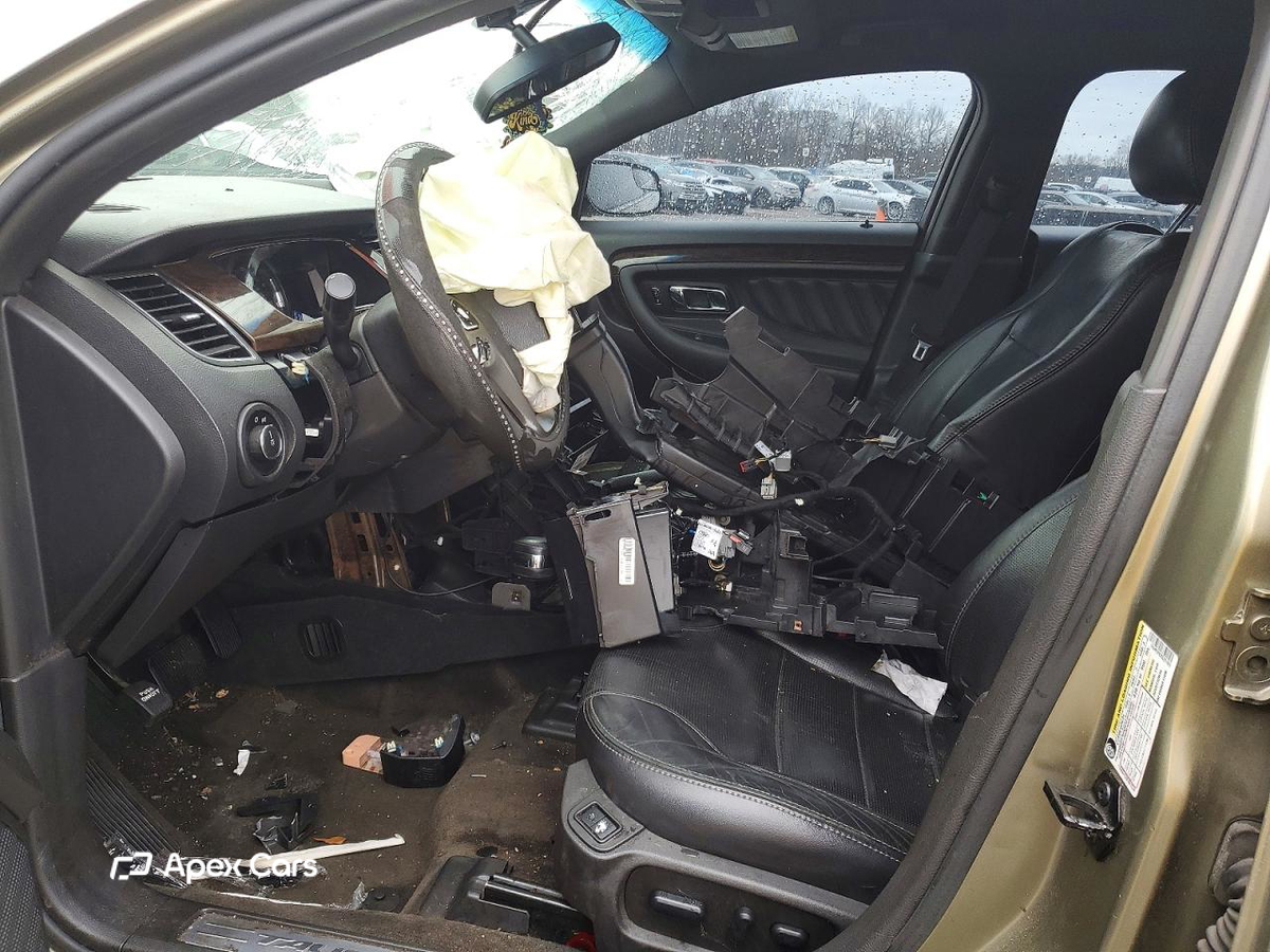 Ford Taurus 2013
