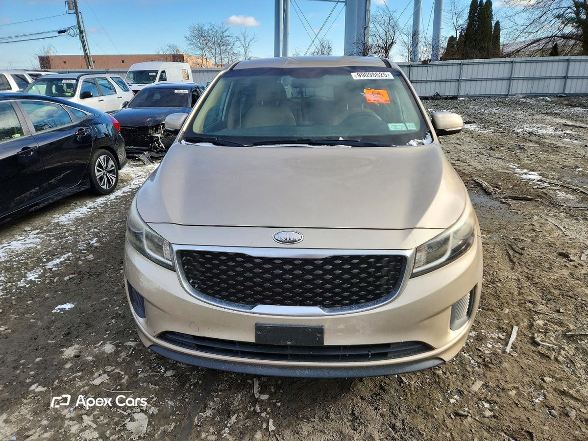 Kia Sedona 2015