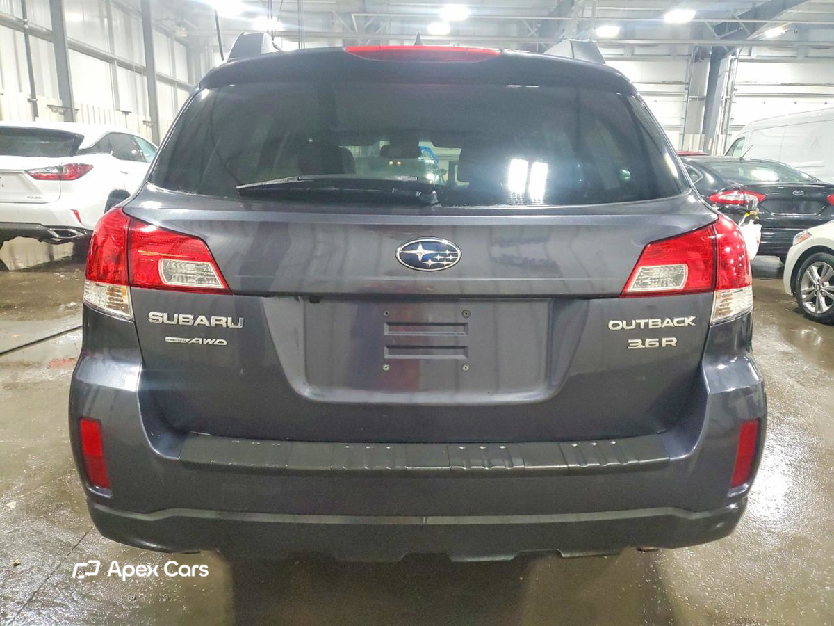 Subaru Outback 2012