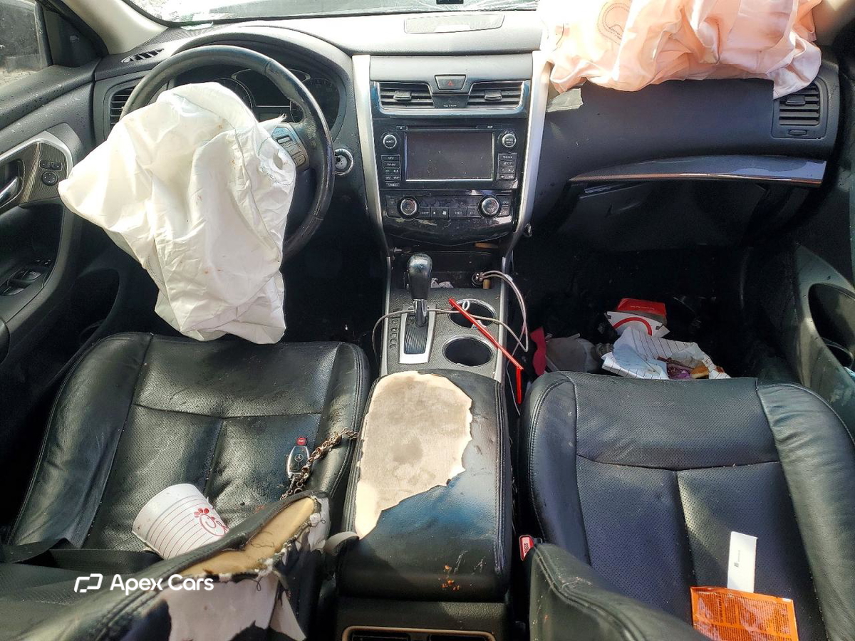 Nissan Altima 2015
