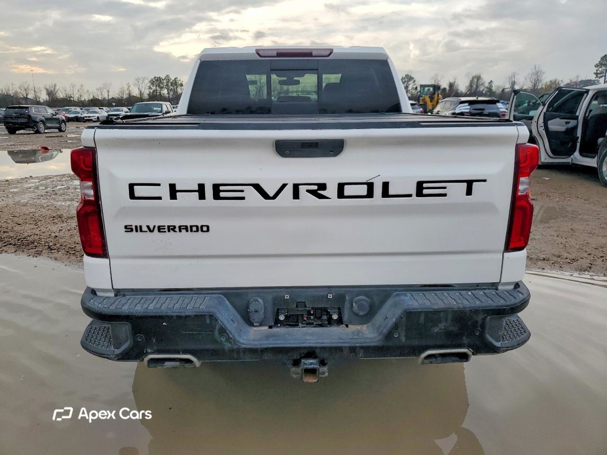 Chevrolet Silverado 2021