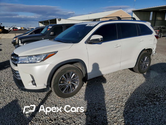 Toyota Highlander 2017 - Image 1 of 15