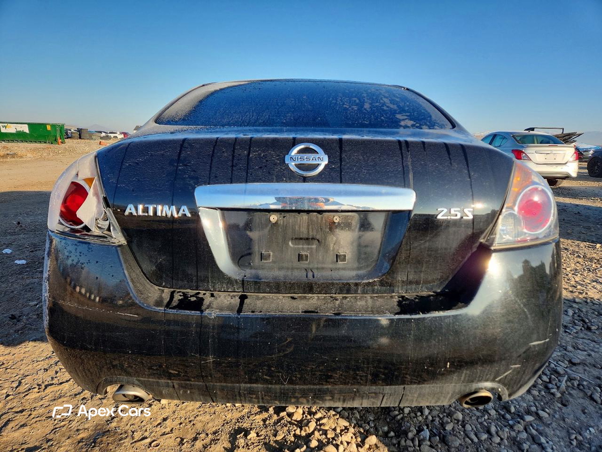 Nissan Altima 2011