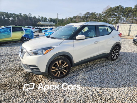Nissan Kicks 2018 - Image 1 of 13