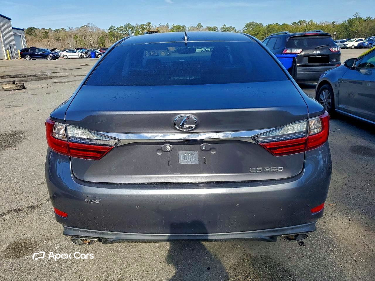 Lexus ES 2016
