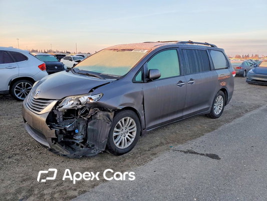 Toyota Sienna 2012 - Image 1 of 13