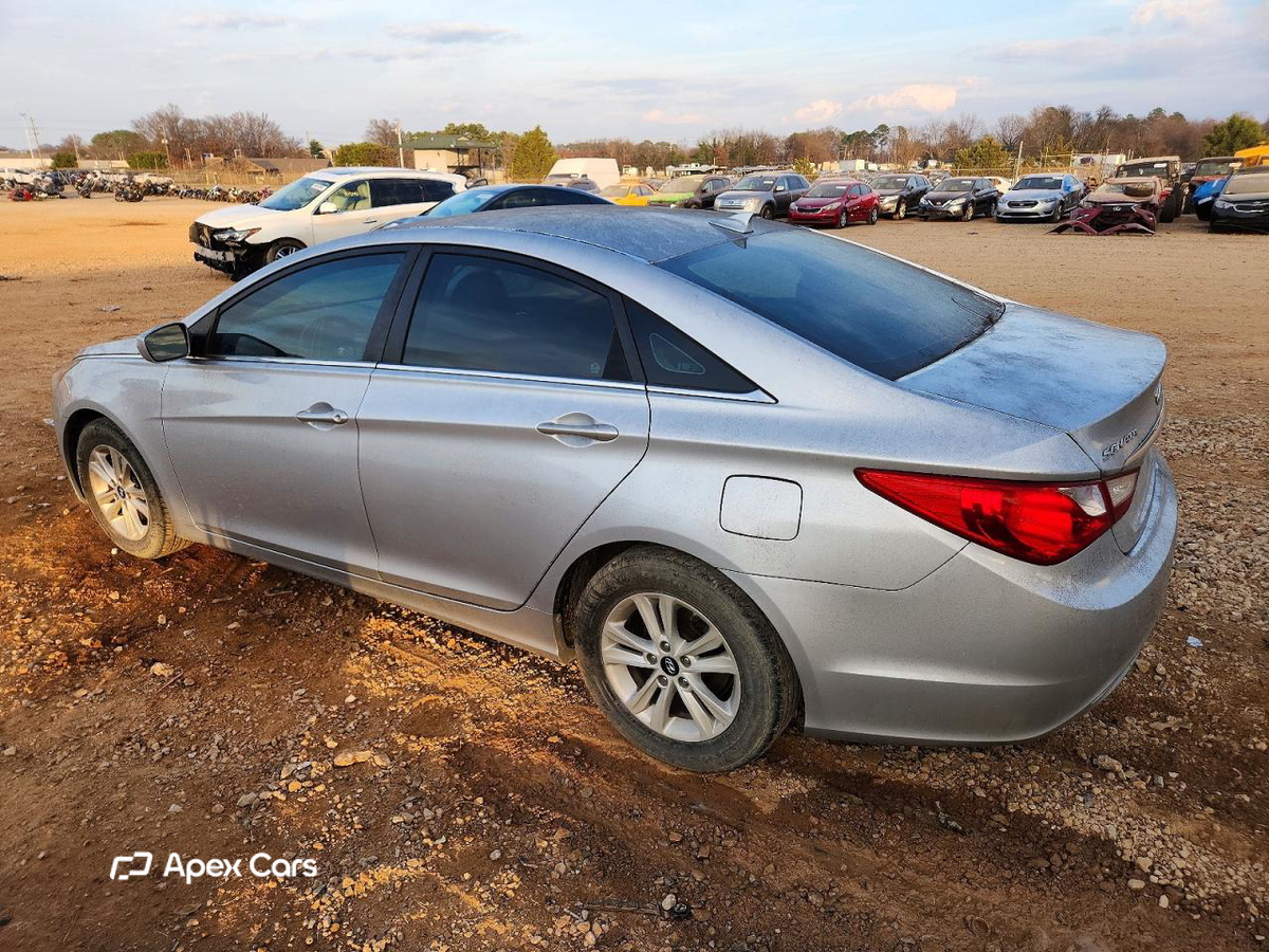 Hyundai Sonata 2013