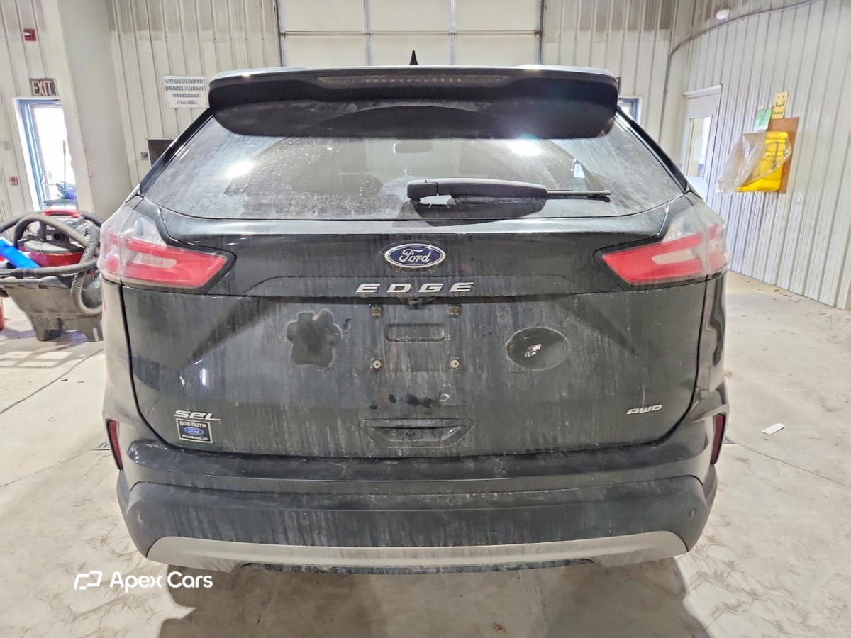 Ford Edge 2021