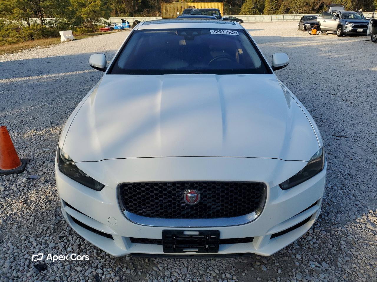 Jaguar XE 2017