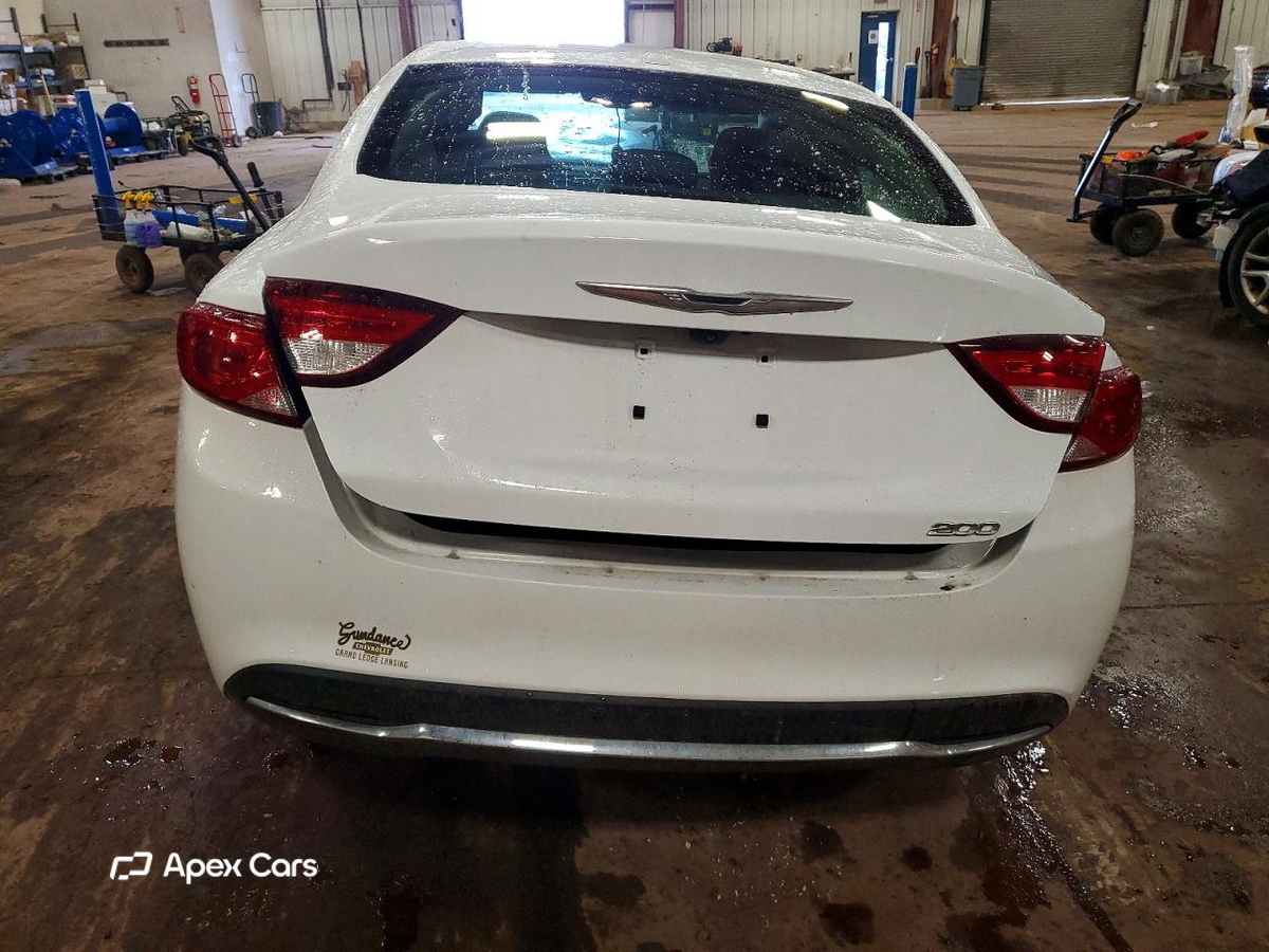 Chrysler 200 2015