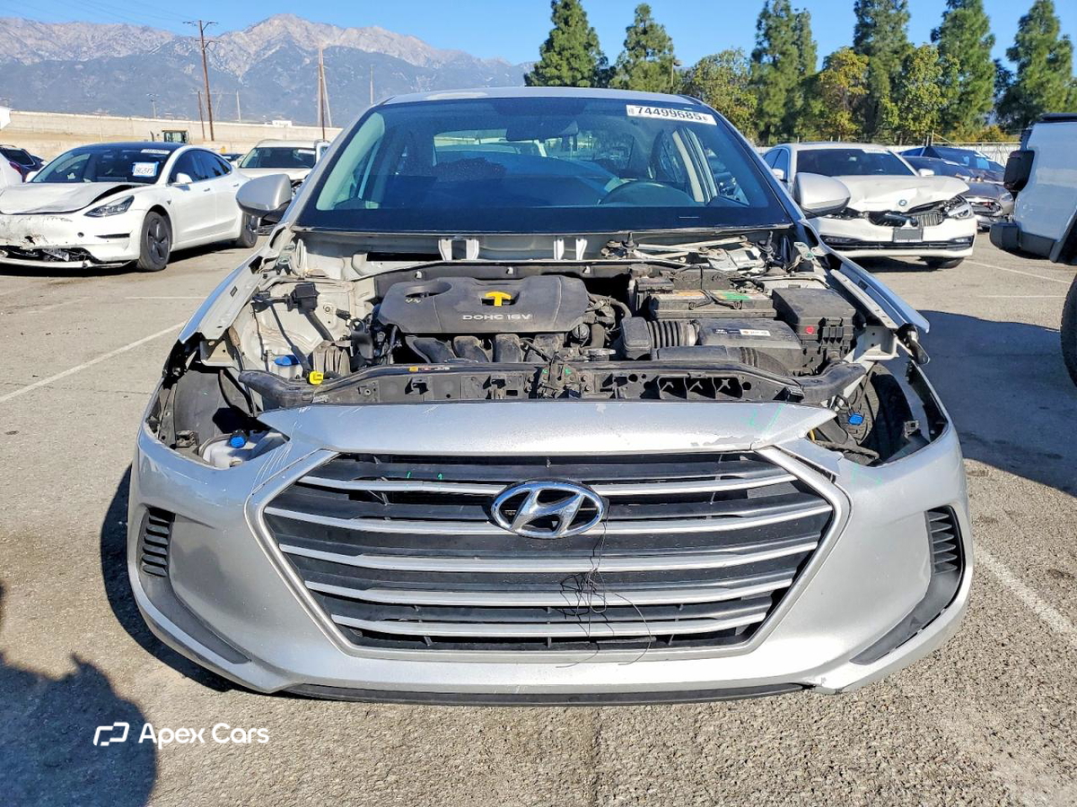 Hyundai Elantra 2017