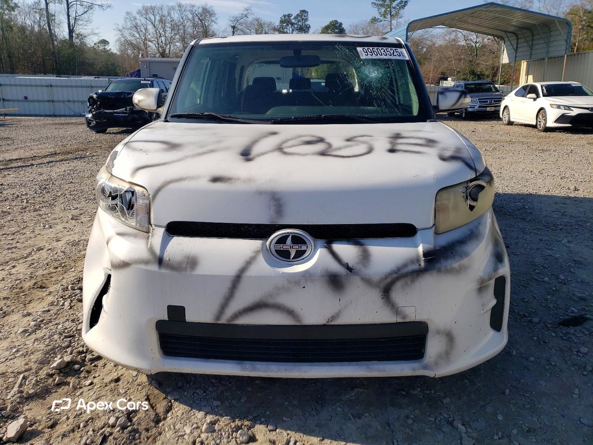 Toyota  2011