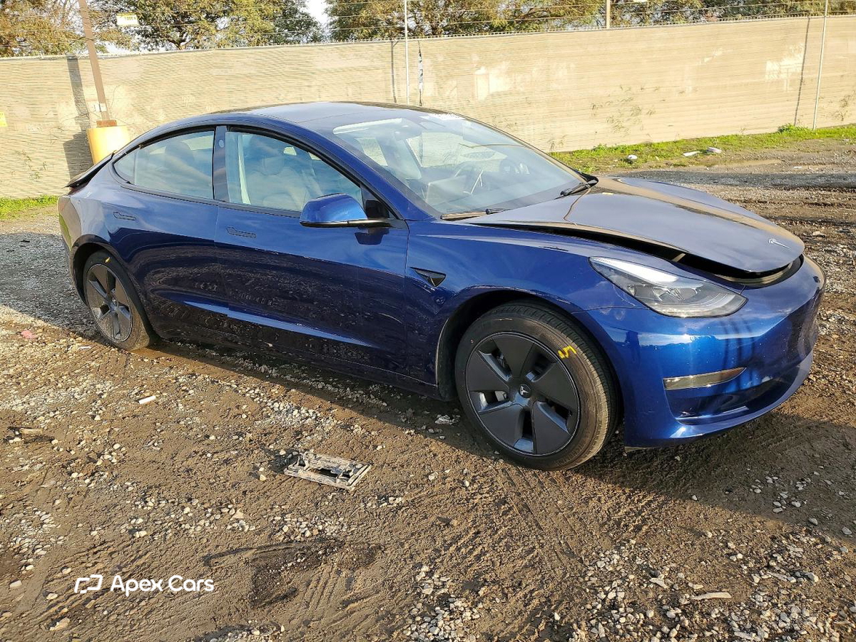 Tesla Model 3 2023