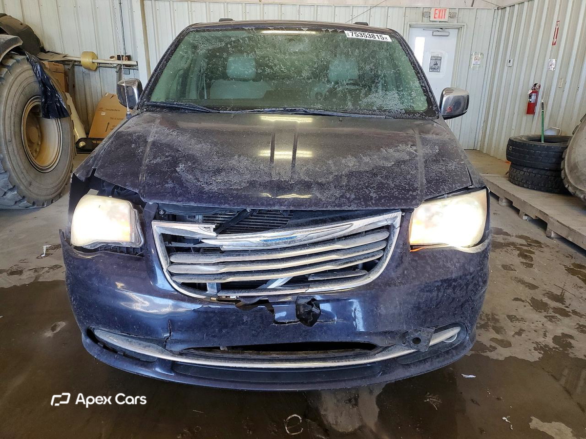 Chrysler Voyager 2013