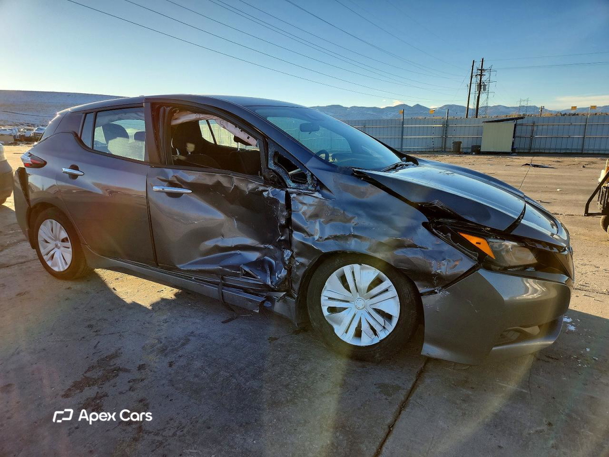 Nissan Leaf 2025