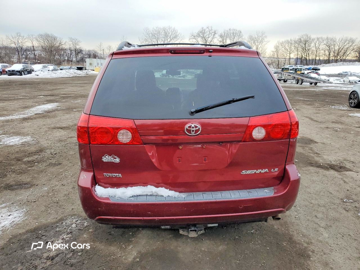 Toyota Sienna 2010